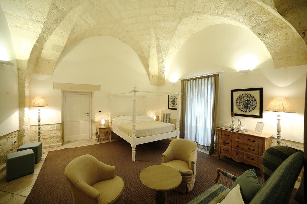 Bed and Breakfast Don Totu - Dimora Storica à San Cassiano  Chambre photo